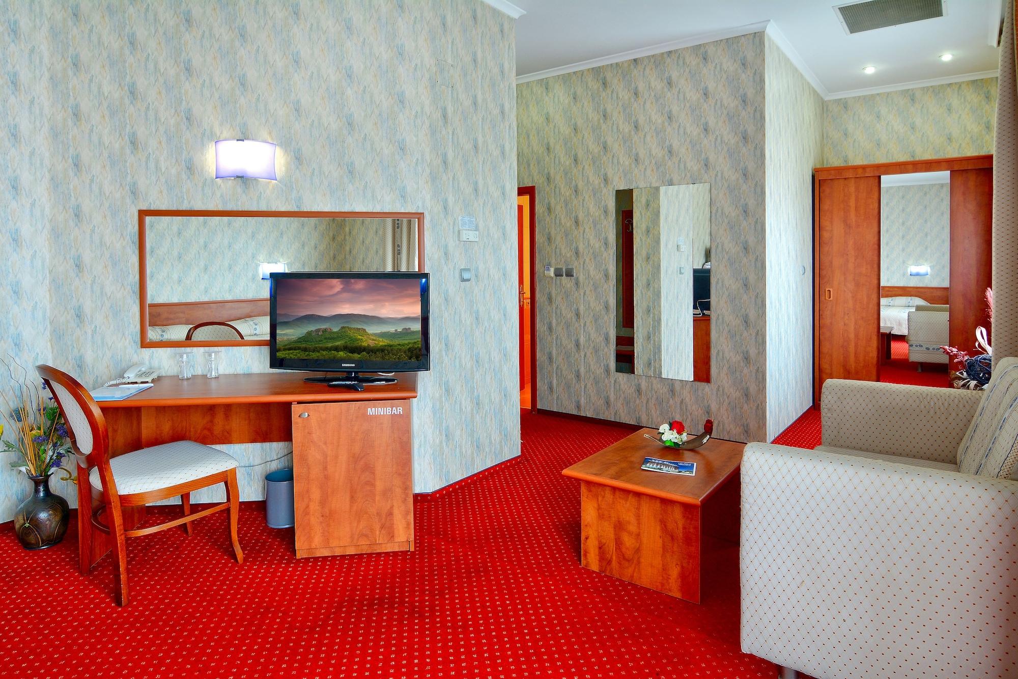 Aqua Hotel Varna Extérieur photo